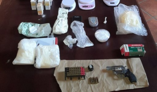 Il blitzNascondeva 19 chili di marijuana, cocaina e armi all’interno di magazzini: un arresto a Cosenza