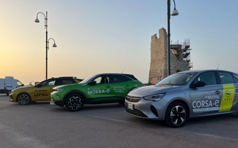 Autozeta e Opel in tour lungo la costa tirrenica calabrese