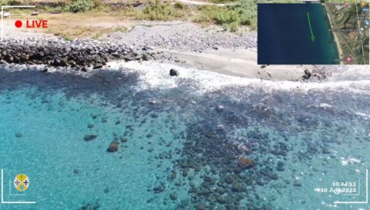 Controllare le acqueMare pulito, elicotteri e droni per monitorare le coste calabresi in tempo reale: ecco le immagini