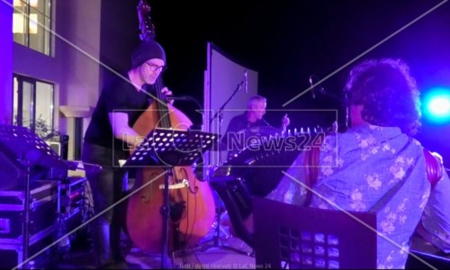 L’eventoBronzi di Riace, il museo di Locri apre le celebrazioni del cinquantenario: esordio musicale a ritmo di jazz