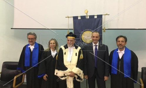 La proclamazioneZimbalatti nuovo rettore dell’Università di Reggio: «Non è un traguardo, da qui ripartiamo»