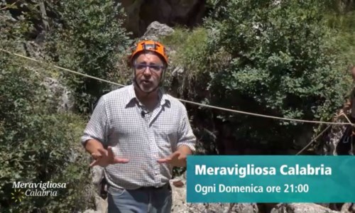 I format di LacMeravigliosa Calabria, un viaggio sottoterra per oltre 700 metri alla scoperta dell’abisso del Bifurto