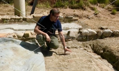 Il ritrovamentoVilla Romana di Casignana, scoperti nuovi sorprendenti mosaici policromi