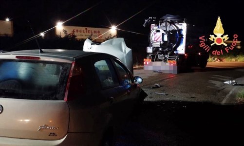 Tragedia sfiorataIncidente a Stalettì all’alba, ferita una persona nell’impatto tra due veicoli
