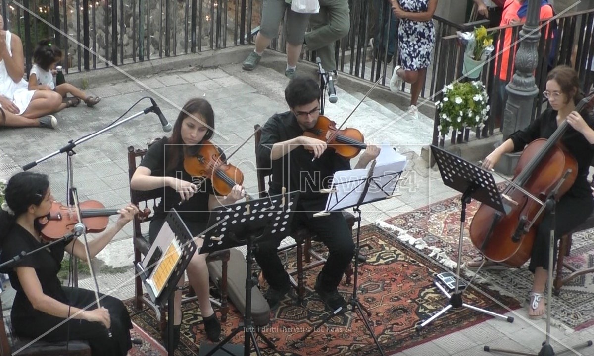 Diletta Franco (violino), Giada Politanò (violino), Gabriele Durante (violino), Eletta Franco (violoncello), ensemble conservatorio Francesco Cilea di Reggio Calabria 