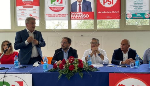 Politiche 2022Il Psi apre la campagna elettorale a Cassano e rilancia i rigassificatori: «C’è bisogno di investire»