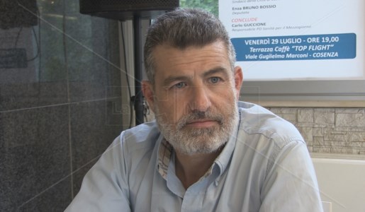 SanitàPiano di riorganizzazione della rete ospedaliera, Mazzuca: «Una farsa, Occhiuto si dimetta da commissario»