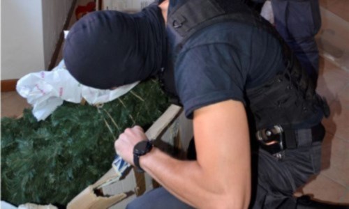 ’Ndrangheta in LombardiaI conti in casa Flachi sui soldi da riscuotere per la droga, spunta il “libro mastro”: ecco le intercettazioni