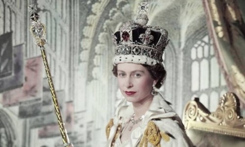 Addio sua maesta’Chi era Elisabetta II d’Inghilterra, la regina del secolo breve