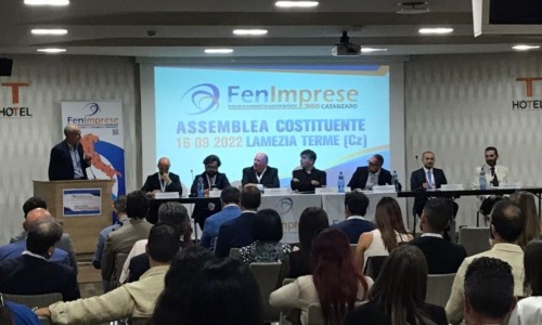 Taglio del nastroA Lamezia l’assemblea costituente di FenImprese Catanzaro: Luca Marino nominato presidente