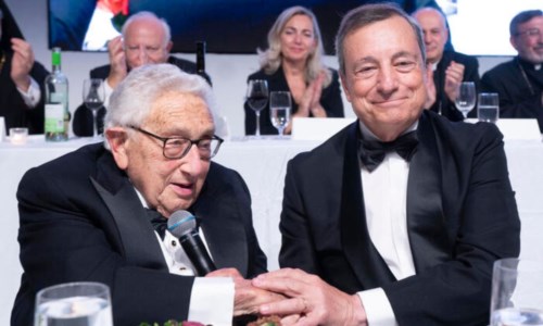 Draghi insieme all’ex Segretario di Stato Usa Kissinger