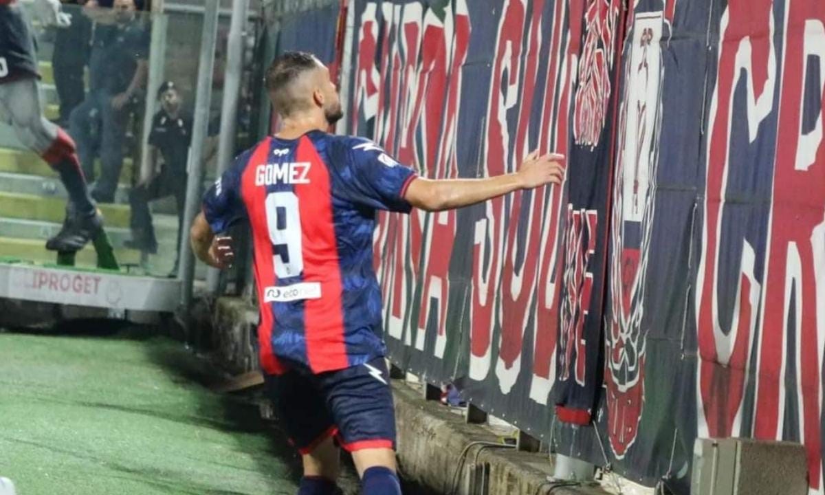 Crotone dobla la defensa de la Juve Stabia, Scida decide el gol de Gómez en la segunda mitad: 1-0 final