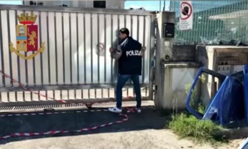 Sicurezza del territorioControlli della polizia nel Vibonese, gestione abusiva dei rifiuti: sequestrato uno sfasciacarrozze