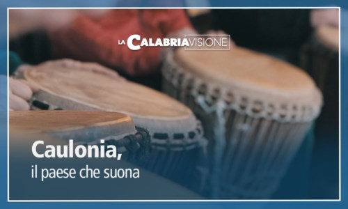 Il cantiere del suono: benvenuti a Caulonia, dove la musica invade i vicoli