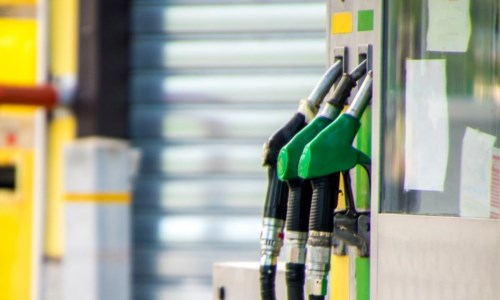 Costi in discesaPrezzi del carburante diminuiti nella scorsa settimana, benzina in calo di 6 centesimi, - 2,59 cent per il gasolio