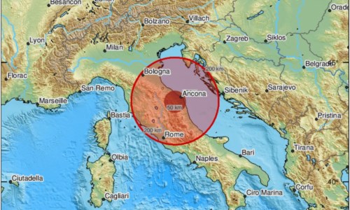 L’epicentro del sisma nelle Marche (foto Emsc da Twitter)