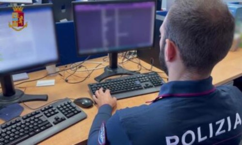 Operazione onlineTruffe a imprese con false Pec di banche, sette misure cautelari: blitz della polizia postale di Crotone