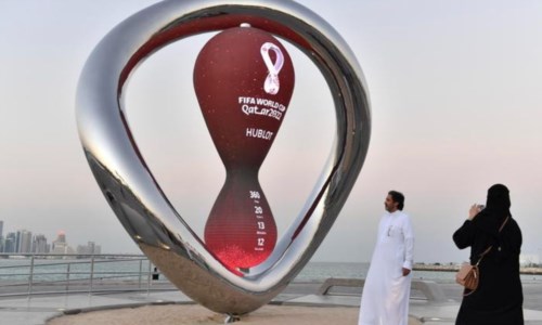 Si alza il siparioQatar 2022, tra tecnologia e contestazioni al via il primo mondiale di calcio “invernale”: alle 17 il fischio d’inizio