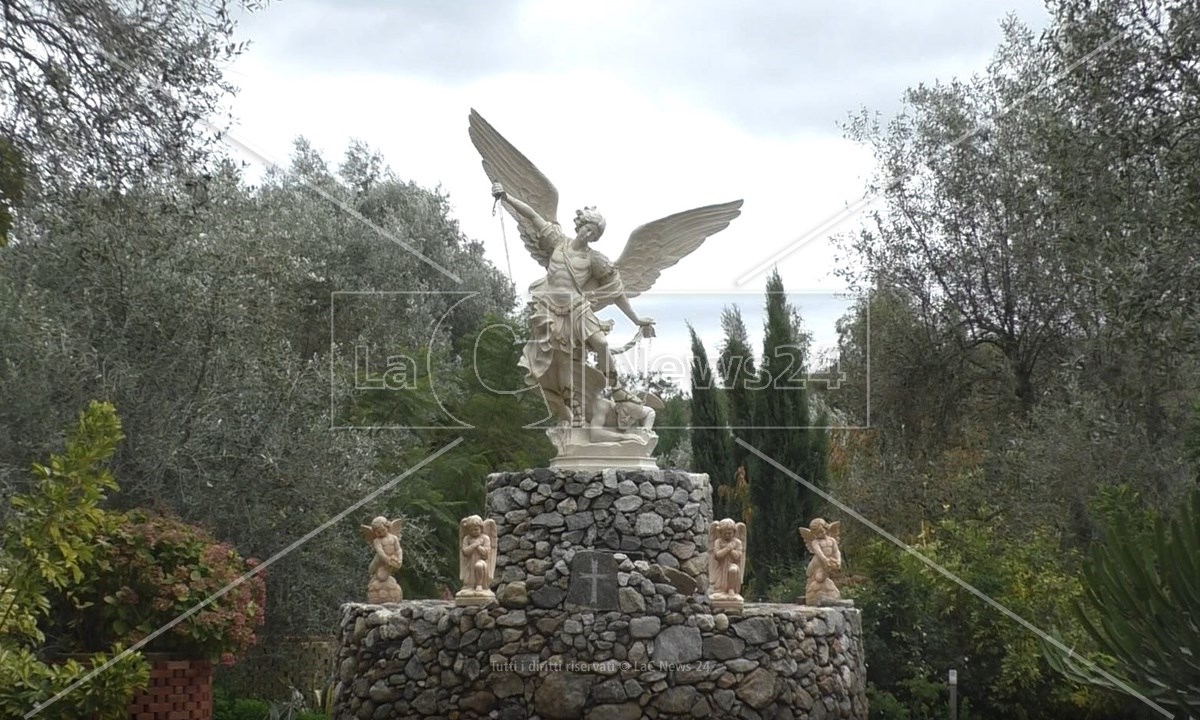 Cittadella dell’Immacolata Bagnara Statua Michele Arcangelo