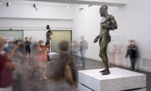 L’eventoArcheologie future, la storia dei bronzi di Riace approda alla Triennale di Milano
