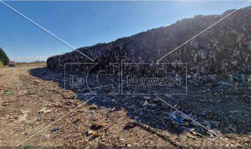 Bomba ecologicaAmbiente, in corso la bonifica dell’ex discarica di Scinà a Bovalino: è uno dei siti più inquinati in Calabria
