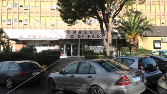 Disagi infinitiCaos parcheggi all’ospedale di Paola: meno 80 posti per la realizzazione dell’elisuperficie