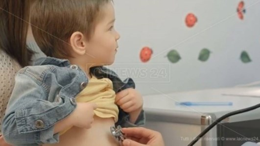 Carenza di mediciIn Calabria mancano pediatri di famiglia: entro il 2026 saranno 64 i posti vacanti