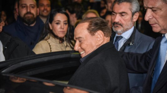 L’affondo del cavaliereGuerra in Ucraina, Berlusconi: «Da premier non sarei mai andato a parlare con Zelensky»