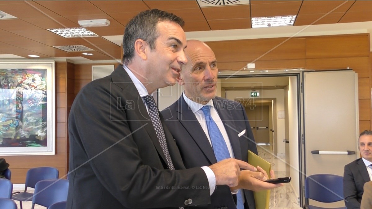 Il presidente della Regione, Roberto Occhiuto, e il commissario di Azienda Zero, Giuseppe Profiti