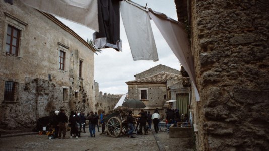 CinemaGerace diventa set del film “Il mio posto è qui”, una storia di riscatto sociale nella Calabria degli anni ‘40