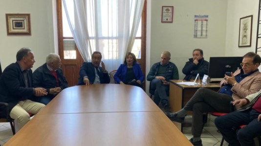 Migranti nelle LocrideA Siderno vertici prefetto-sindaci. Mariani: «Non è emergenza, ma dovremo farci trovare pronti»