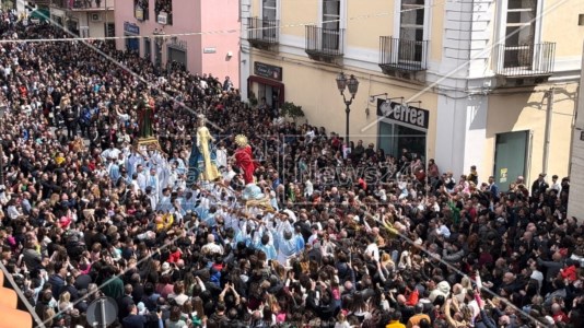 Tradizioni di CalabriaPasqua a Siderno, la “Svelata” torna ad emozionare la comunità