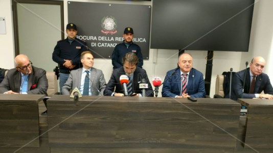 ’NdranghetaArresti Catanzaro, il procuratore Gratteri: «Comunità rom agisce come un clan, il blitz pronto da un anno»