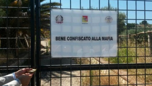 Lotta alla criminalitàBeni confiscati alla ‘Ndrangheta, in Calabria manifestazione di interesse per 45 immobili su 70