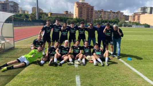La squadra del Cus Cosenza vittoriosa a Palermo (Foto Unical.it)