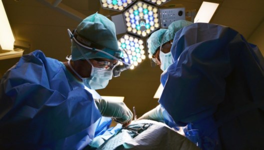 La buona sanitàIntervento record a Crotone, asportato tumore benigno di 3 chili a paziente 46enne