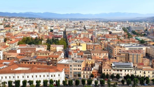 Una panoramica della città di Cosenza