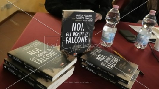 L’eventoCetraro, presentato “Noi, gli uomini di Falcone” il libro del Generale Pellegrini