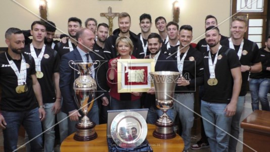Pallavolo CalabriaTonno Callipo Volley: il Comune di Vibo celebra i campioni del triplete: «Un lustro per la città e l’intero Meridione»