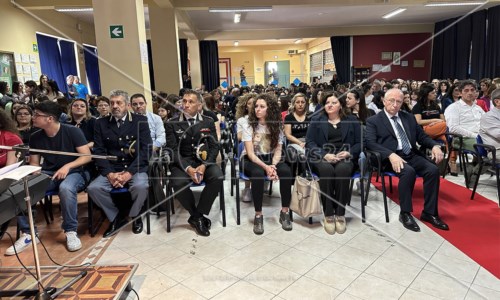 La commemorazioneCorigliano Rossano, lo sfogo del padre di Fabiana Luzzi: «Dieci anni dopo l’omicidio di mia figlia, nulla è cambiato»