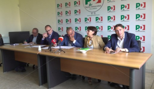 La riformaConsorzi di bonifica, il Pd Calabria presenta la sua legge: liquidare gli 11 esistenti e creare 5 nuovi distretti
