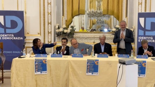 L’affondoFondo salva-Stati, il leghista Borghi in Calabria: «Siamo “Mes” male, nostro dovere non ratificarlo»