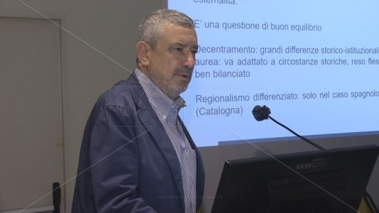 L’intervento di Gianfranco Viesti all’ordine dei medici di Cosenza
