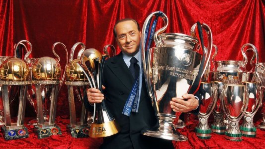 Fine di un&rsquo;EraMorte Berlusconi, calcisticamente inarrivabile: i successi con il Milan, al Monza e il “bel giuoco”
