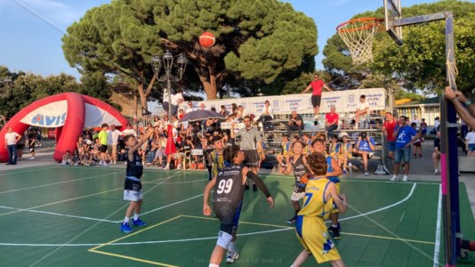 L’eventoLocri, la IoniCup di minibasket trasforma il centro città in un grande villaggio sportivo