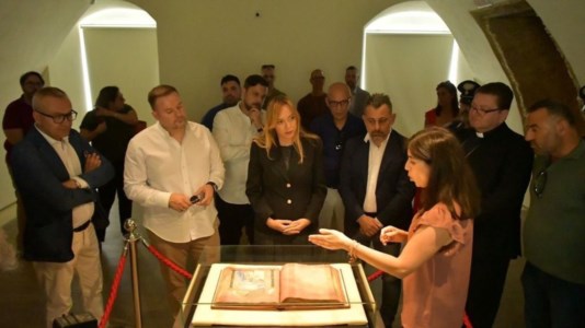 Tesori calabresiIl ministro albanese dell’Agricoltura a Corigliano Rossano in visita al museo del Codex