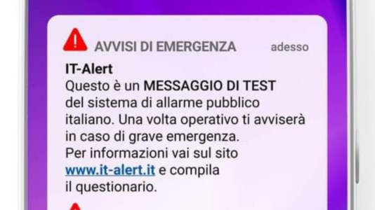 It-alertMessaggio di allerta in Calabria, effettuato il test sui cellulari ma qualcuno si è spaventato: a Crotone chiamate ai pompieri