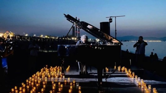Sunset pianoMusica al tramonto, tre pianisti di fama internazionale protagonisti dell’evento sulla spiaggia di Corigliano-Rossano