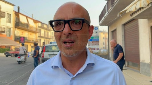 Calabria in fiammeIncendi ad Acri, il sindaco Capalbo: «Atti sicuramente di origine dolosa»
