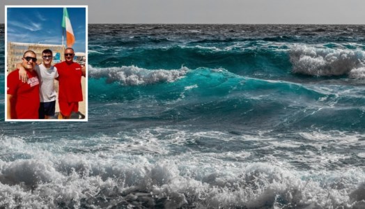 Tragedia sfiorataTravolti da un’onda e trascinati in mare, due ragazzini salvati a Baia di Riaci nel Vibonese